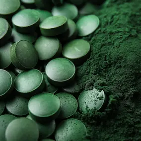 Spirulina tablets and powder – Pineal Guardian ingredient